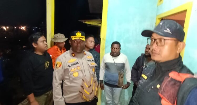 Breaking News, Banjir Bandang Terjang Kampung Jim di Pegaf, 19 Orang Hilang – Tim Gabungan Lakukan Pencarian Intensif