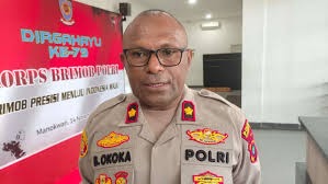 Kompol Bernadus Okoka Pimpin Stabilitas Keamanan di Pegunungan Arfak Kompol Bernadus Okoka Pimpin Stabilitas Keamanan di Pegunungan Arfak