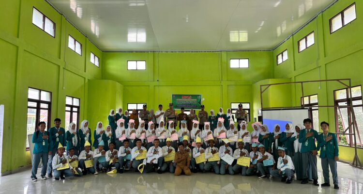 Sinergi Kepolisian dan Sekolah Cegah Kekerasan dan Kenakalan Remaja di Pulau Laut