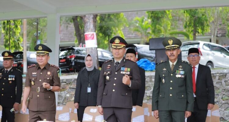 Hadiri Upacara Hari Pahlawan, Kasdim 1406/Wajo Ajak Masyarakat Meneladani Semangat Pahlawan