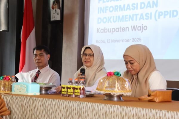 IMG-20251112-WA0054-e1762926522399.jpg Sekda Wajo: PPID Wujudkan Pemerintahan yang Transparan dan Akuntabel