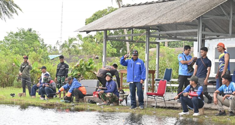 Pererat Kebersamaan, Lanud Raden Sadjad Natuna Gelar Mancing Gembira