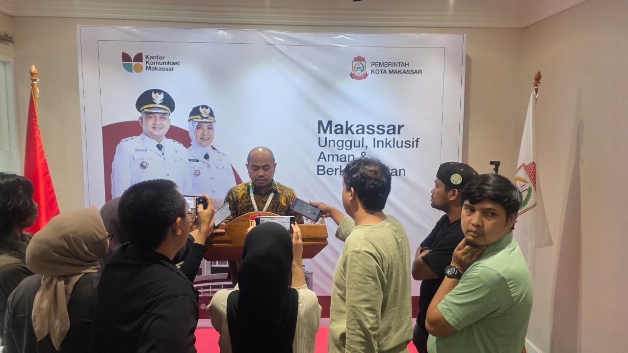 IMG-20251211-WA0066.jpg Sejak Diluncurkan, LONTARA+ Tampung 2.106 Aduan Warga Makassar Ditindak Lanjut