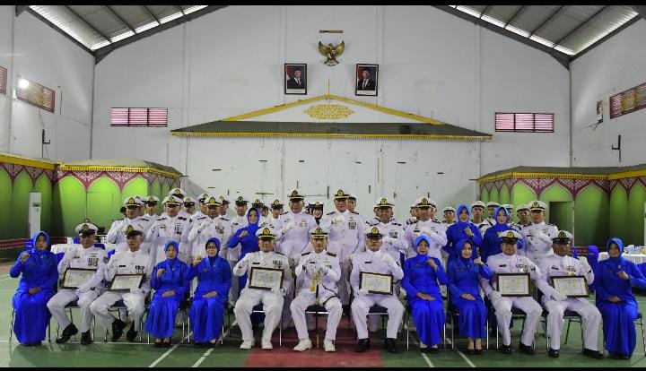 Setia Sampai Akhir: Jejak Pengabdian Prajurit Lanal Tarempa Purna Tugas Setia Sampai Akhir: Jejak Pengabdian Prajurit Lanal Tarempa Purna Tugas