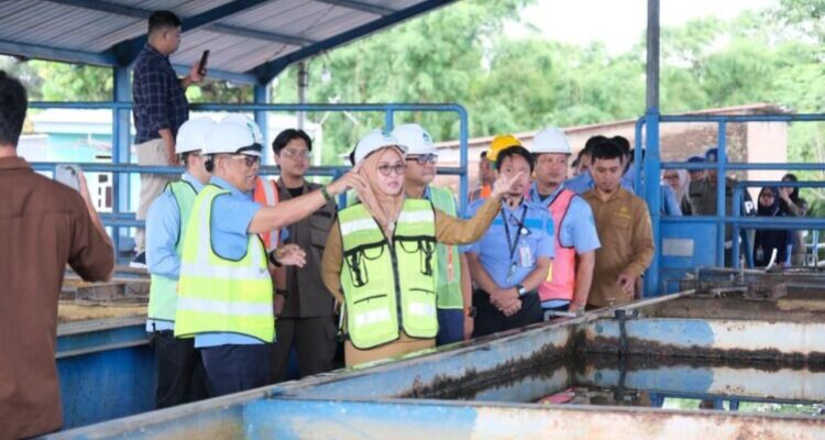 Kunjungi IPA dan Kantor Perumda AM Tirta Jeneberang, Bupati Gowa Minta Peningkatan Layanan dan Kualitas Air Bersih