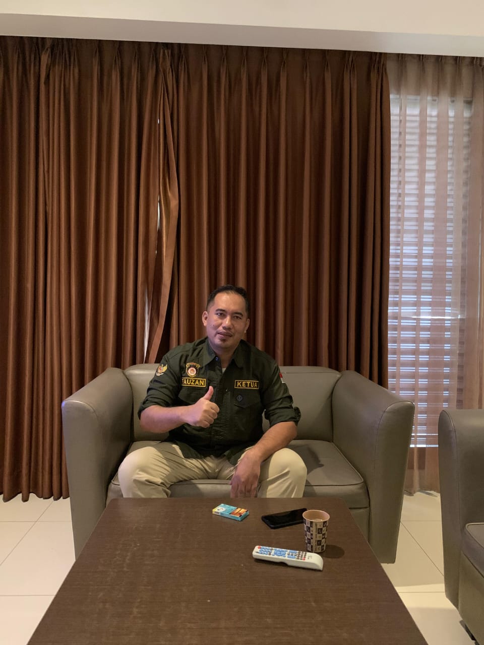 Batam di Bawah Bayang-Bayang Pelabuhan Tikus Batam di Bawah Bayang-Bayang Pelabuhan Tikus