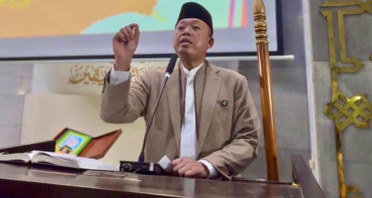 Ikuti Pengajian Tarawih di Masjid UI, Menteri ATR/BPN Bicara Sanad Keilmuan dan Etika Kepemimpinan