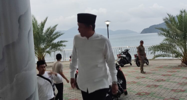 Masjid Agung Baitul Ma’mur Jadi Pusat Kebersamaan, Raja Bayu Hadiri Buka Puasa Safari Ramadan