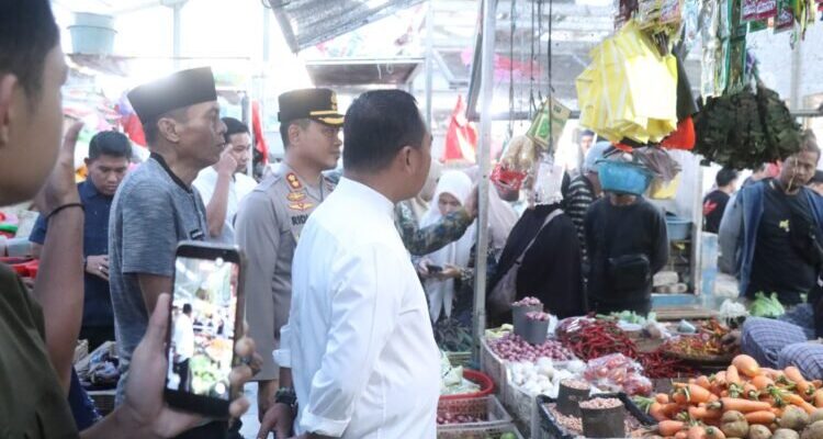 Jelang Idul Fitri, TPID Wajo Pantau Harga dan Stok Bahan Pokok di Pasar Mini Sengkang