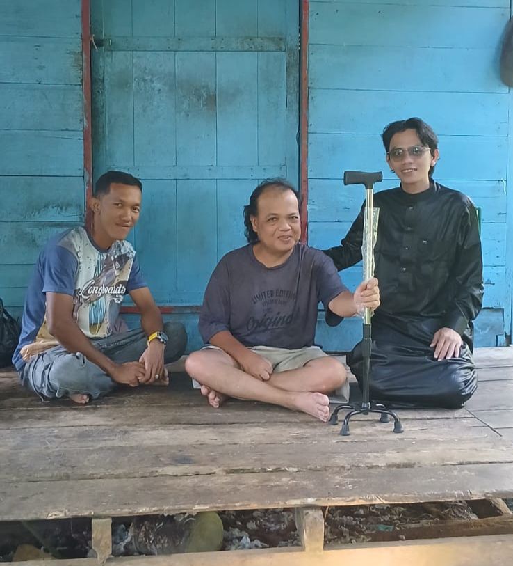 Tongkat Harapan di Bulan Ramadhan, Kepedulian Hino Faisal untuk Lansia Tongkat Harapan di Bulan Ramadhan, Kepedulian Hino Faisal untuk Lansia Desa Tiangau