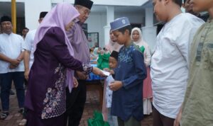 Bupati dan Wakil Bupati Hadiri Buka Puasa Bersama dan Penyantunan Bupati dan Wakil Bupati Hadiri Buka Puasa Bersama dan Penyantunan Anak Yatim Dinkes Asahan
