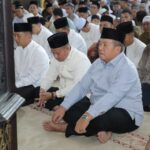 Ribuan Jamaah Padati Sholat Idul Fitri di Masjid Agung H. Achmad Bakrie Kisaran