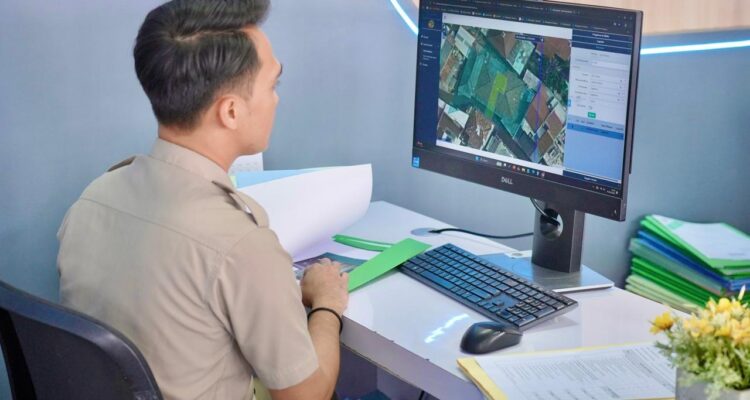 Kementerian ATR/BPN Imbau Masyarakat Manfaatkan Libur Lebaran, Mutakhirkan Data Sertipikat Kementerian ATR/BPN Imbau Masyarakat Manfaatkan Libur Lebaran, Mutakhirkan Data Sertipikat Tanah di Kantor Pertanahan