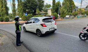 Wujudkan Budaya Tertib, Sat Lantas Polres Wajo Intensifkan Pengaturan Arus Lalu Lintas Pagi